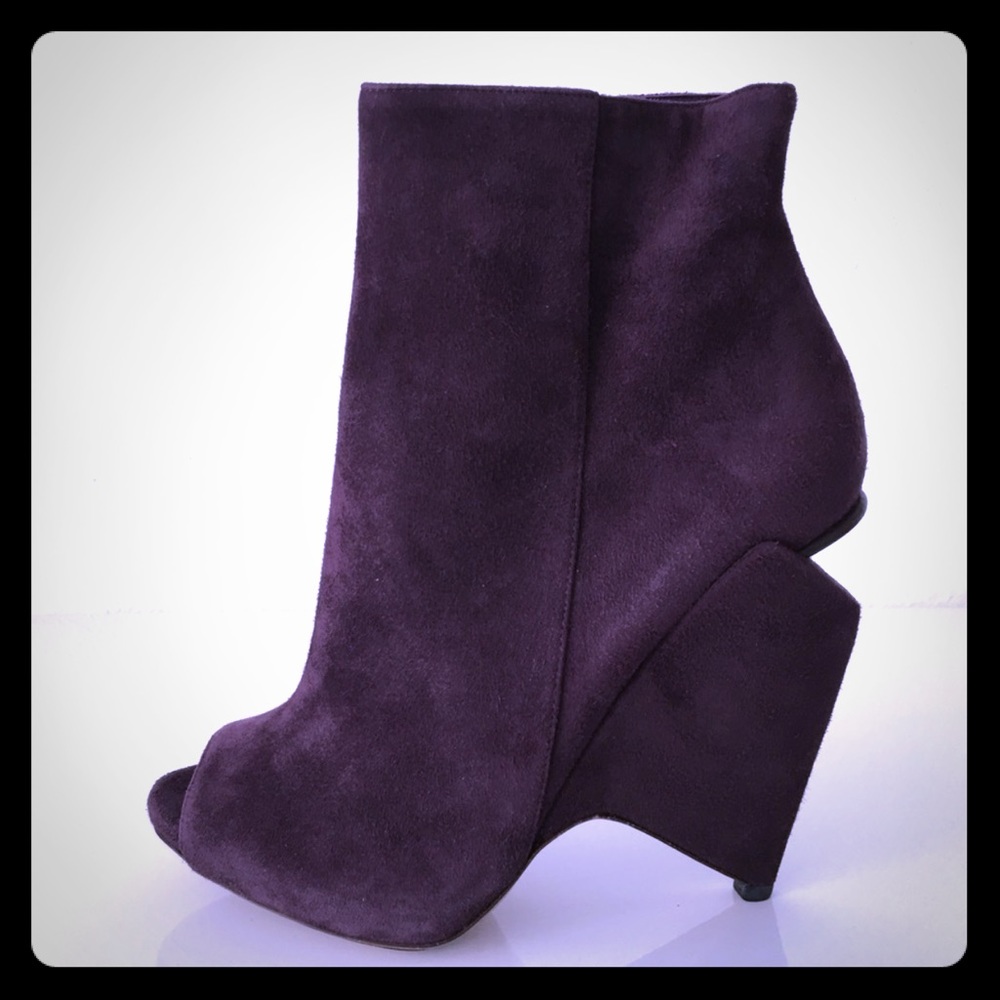 Nicholas Kirkwood Purple Suede Booties